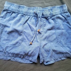 Large blue soft "instow" tentree shorts
